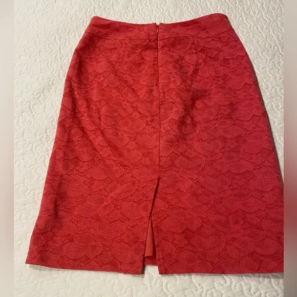 Banana Republic pencil skirt - Picture 3 of 6